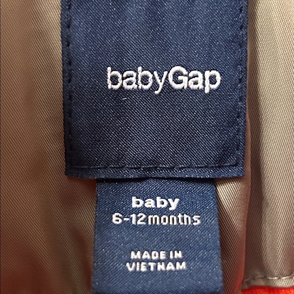 BABY GAP One piece Snowsuit Flight suit Sz 6-12 months Light Olive